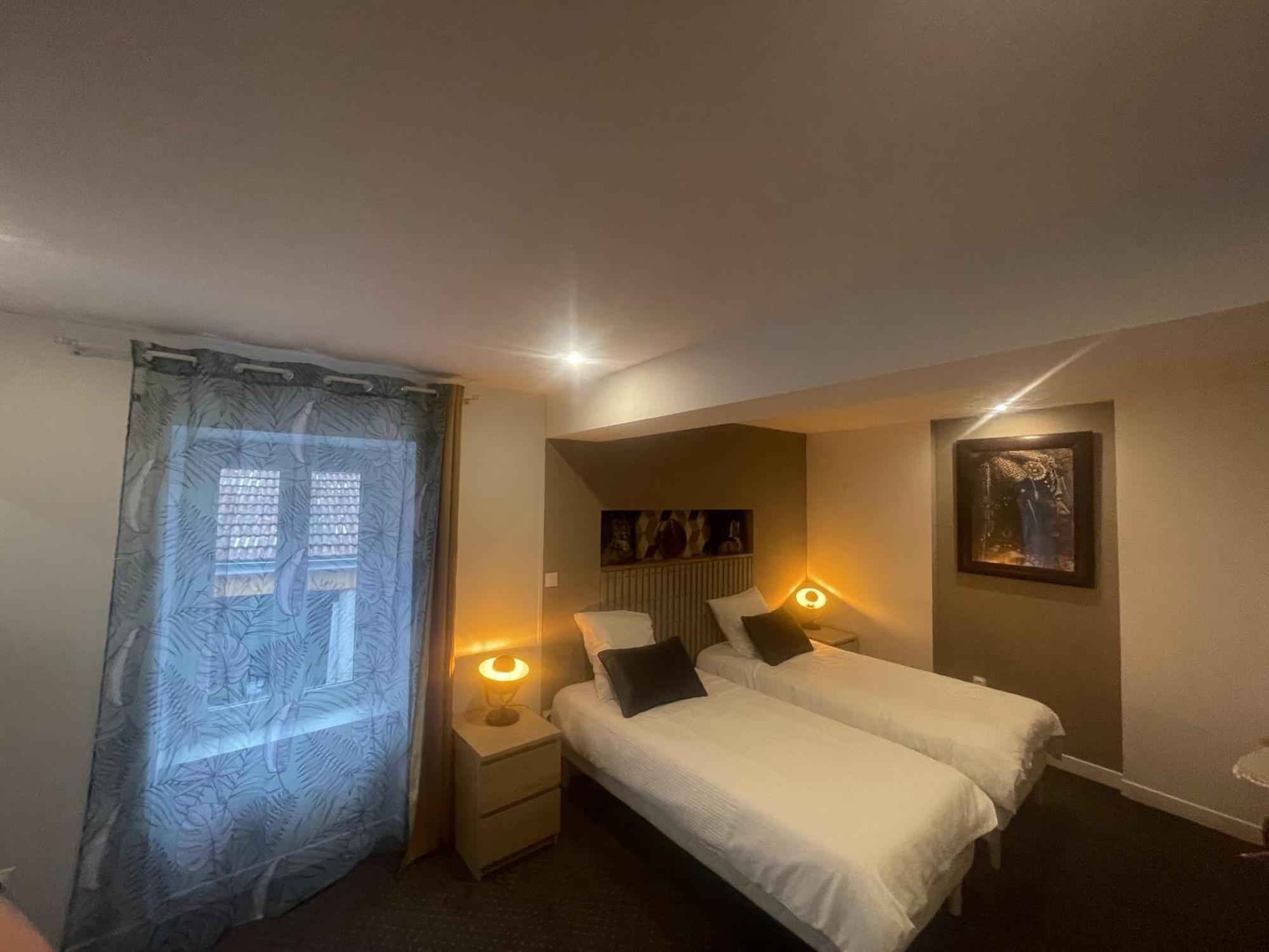 Villa Kiara Hebergements Cusset 外观 照片
